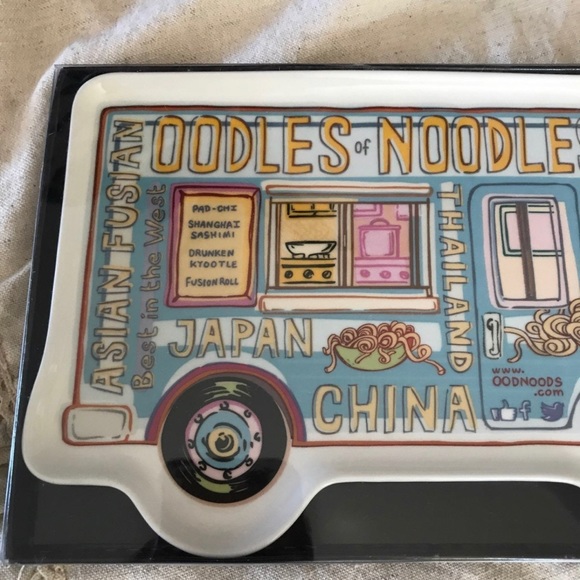 Food truck plate. Ramen Noodle food truck ceramic serving dish or platter plate - Picture 2 of 5